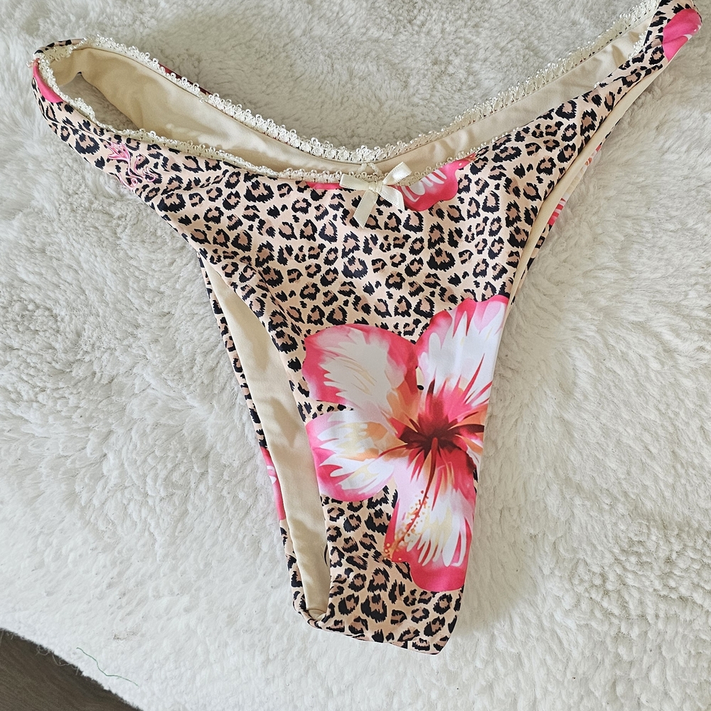 Exotic Floral Leopard Bikini Set - Picture 5 of 9